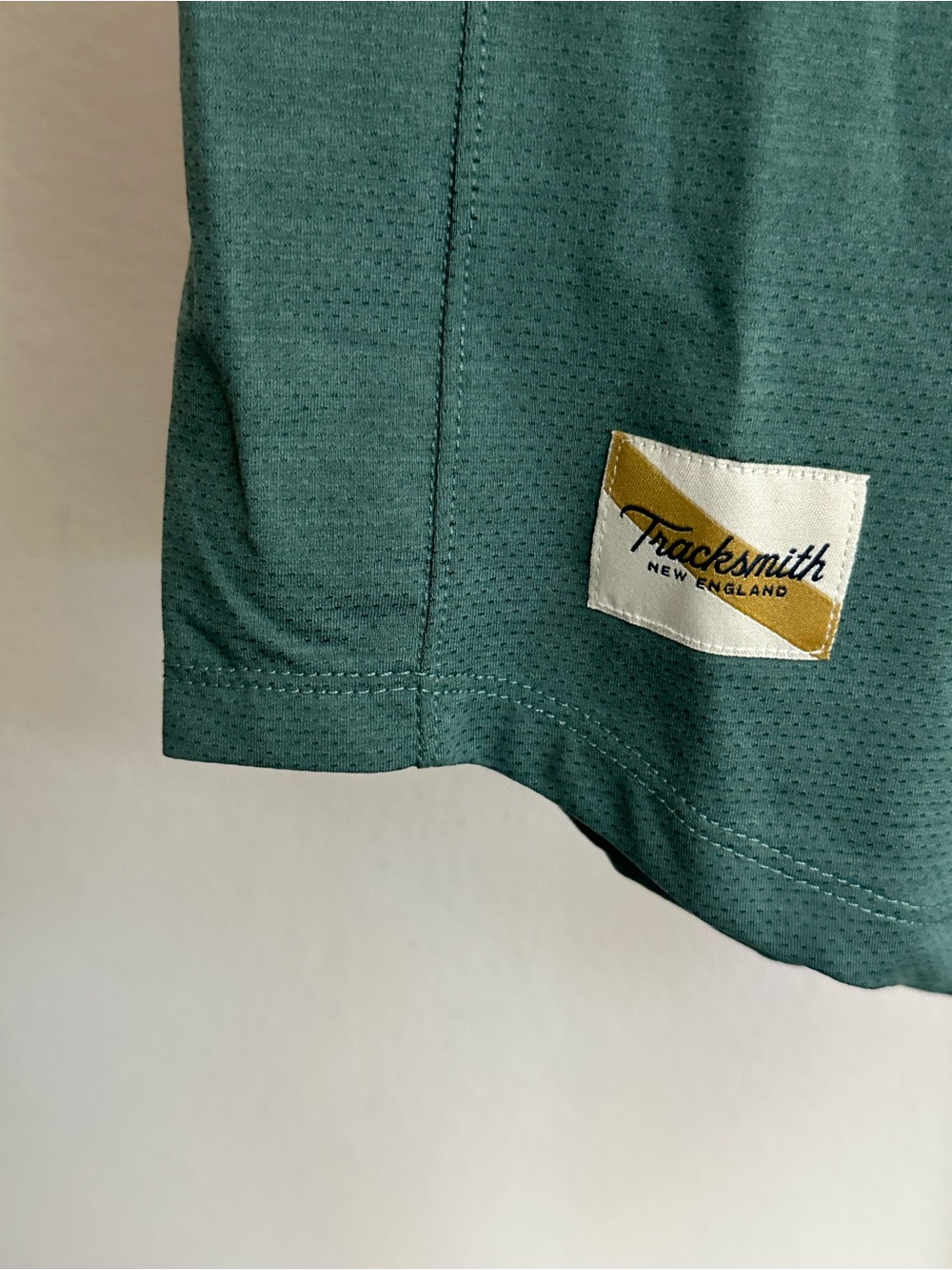 Tracksmith Women's Session Tank - Picture 4 of 5